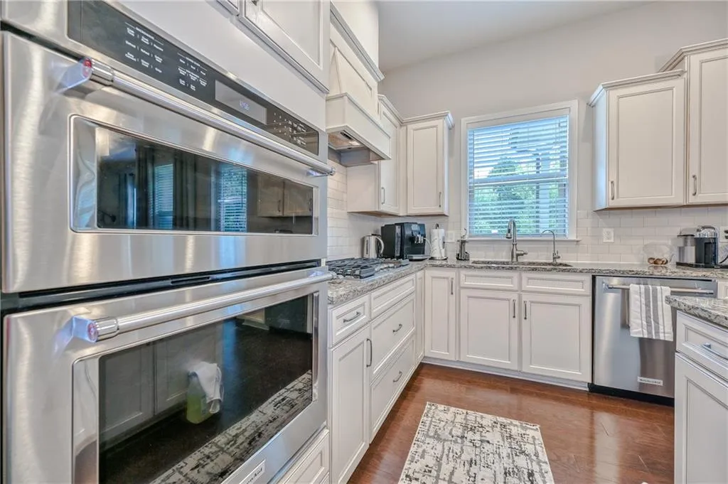 107 Austin Drive, Atlanta, Georgia 30328, 5 Bedrooms Bedrooms, ,4 BathroomsBathrooms,Residential,Sold,107 Austin Drive,7056438