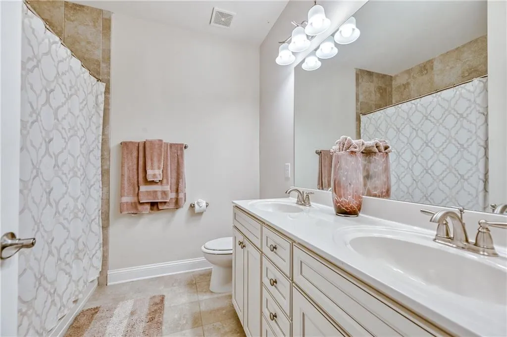 107 Austin Drive, Atlanta, Georgia 30328, 5 Bedrooms Bedrooms, ,4 BathroomsBathrooms,Residential,Sold,107 Austin Drive,7056438