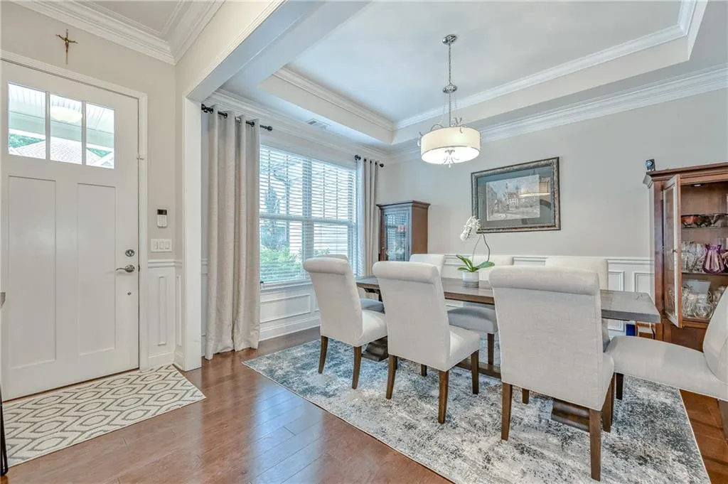 107 Austin Drive, Atlanta, Georgia 30328, 5 Bedrooms Bedrooms, ,4 BathroomsBathrooms,Residential,Sold,107 Austin Drive,7056438