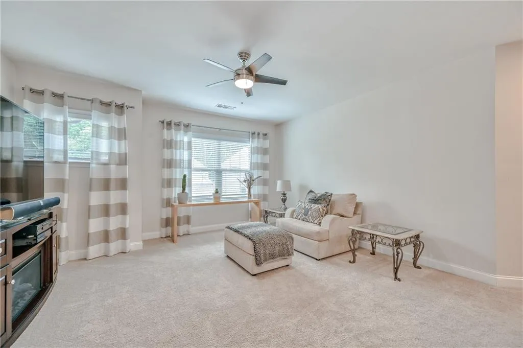 107 Austin Drive, Atlanta, Georgia 30328, 5 Bedrooms Bedrooms, ,4 BathroomsBathrooms,Residential,Sold,107 Austin Drive,7056438