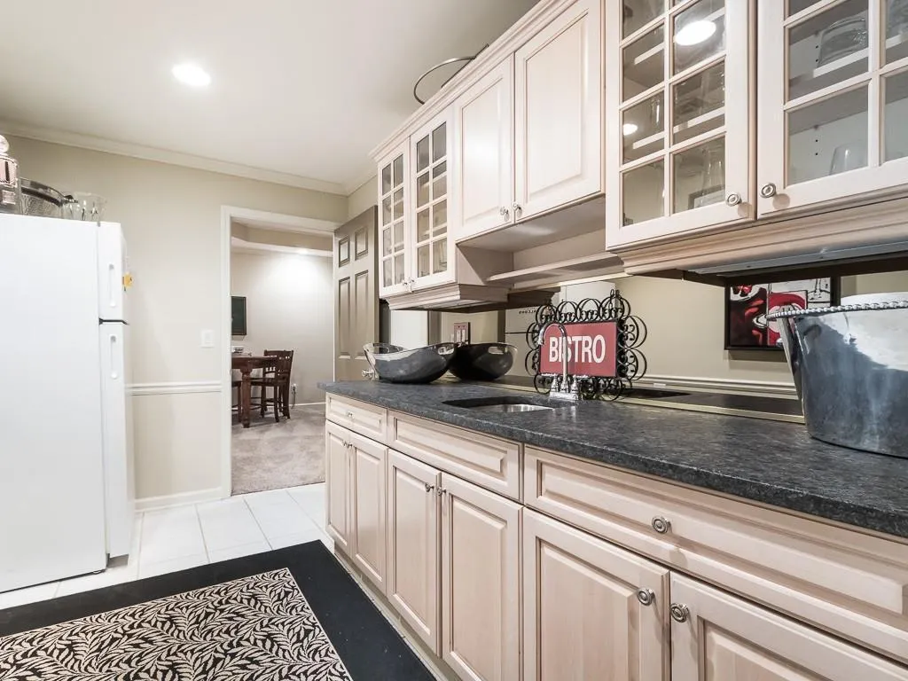 670 Forest Hills Drive, Sandy Springs, Georgia 30342, 5 Bedrooms Bedrooms, ,4 BathroomsBathrooms,Residential,Sold,670 Forest Hills Drive,5907545