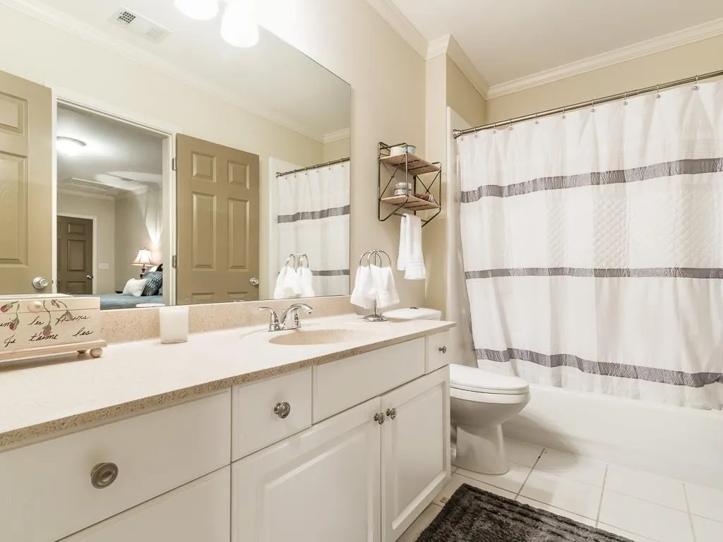 670 Forest Hills Drive, Sandy Springs, Georgia 30342, 5 Bedrooms Bedrooms, ,4 BathroomsBathrooms,Residential,Sold,670 Forest Hills Drive,5907545