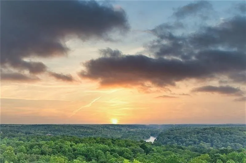 Chattahoochee River View from Your Private Balcony