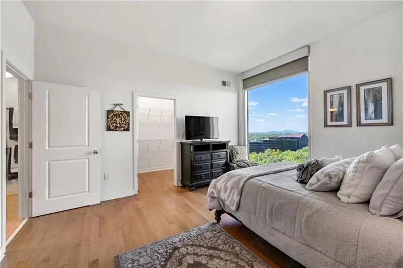 3300 Windy Ridge Parkway Se, Atlanta, Georgia 30339, 2 Bedrooms Bedrooms, ,2 BathroomsBathrooms,Residential,For Sale,3300 Windy Ridge Parkway Se,7570319