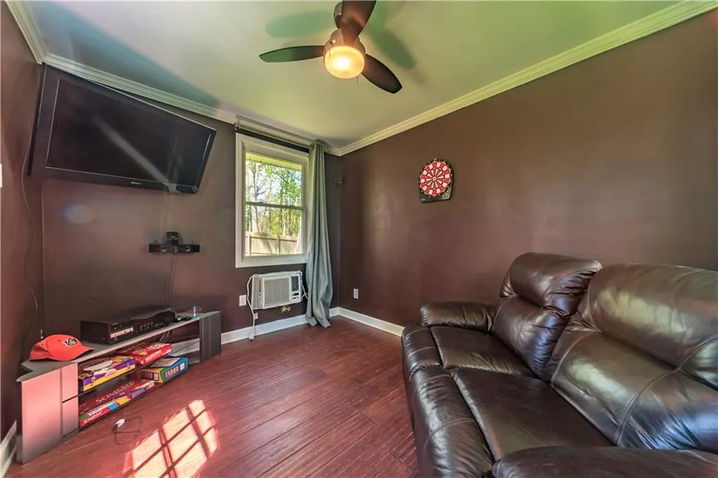 100 Whispering Way, Sandy Springs, Georgia 30328, 4 Bedrooms Bedrooms, ,3 BathroomsBathrooms,Residential,Sold,100 Whispering Way,6662632