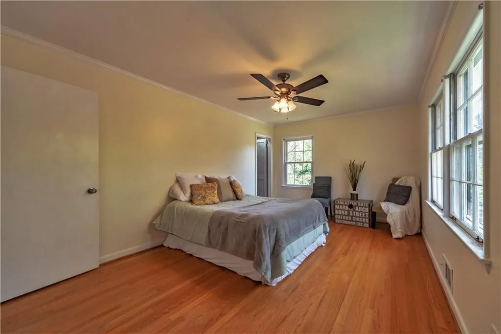 100 Whispering Way, Sandy Springs, Georgia 30328, 4 Bedrooms Bedrooms, ,3 BathroomsBathrooms,Residential,Sold,100 Whispering Way,6662632