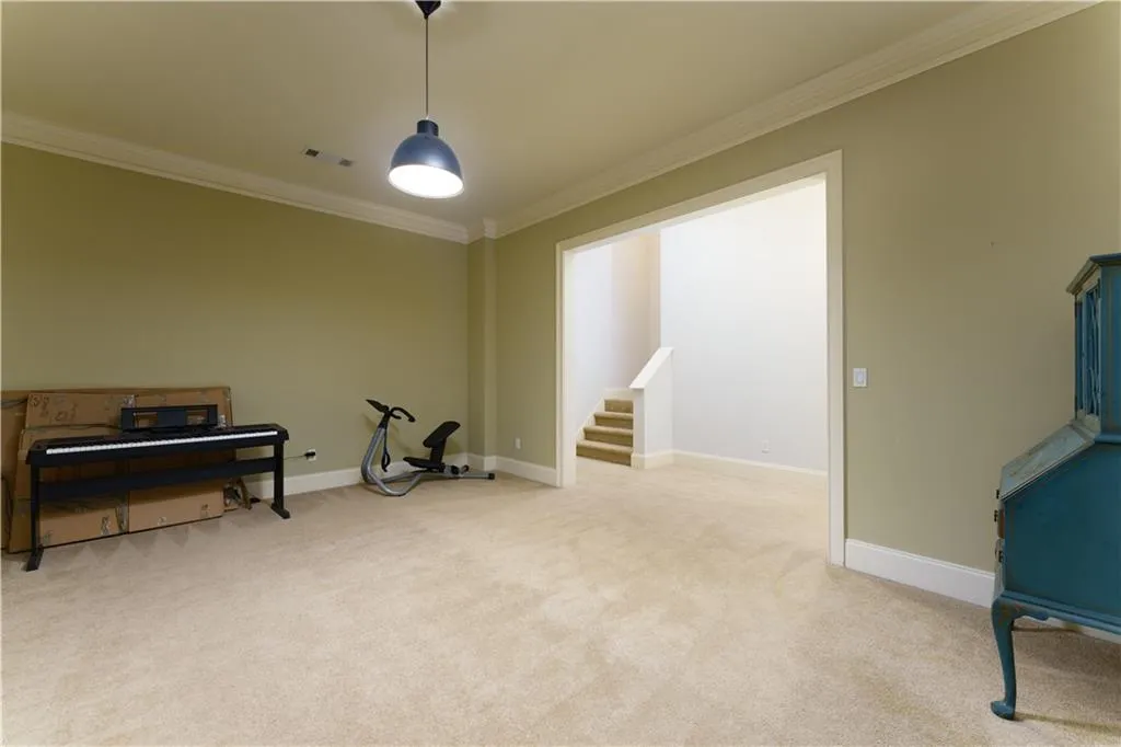 115 Franklin Place Ne, Atlanta, Georgia 30342, 6 Bedrooms Bedrooms, ,5 BathroomsBathrooms,Residential,Sold,115 Franklin Place Ne,7054829