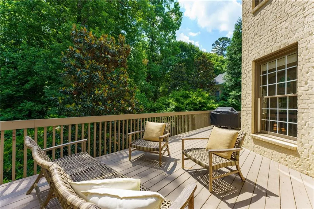 115 Franklin Place Ne, Atlanta, Georgia 30342, 6 Bedrooms Bedrooms, ,5 BathroomsBathrooms,Residential,Sold,115 Franklin Place Ne,7054829