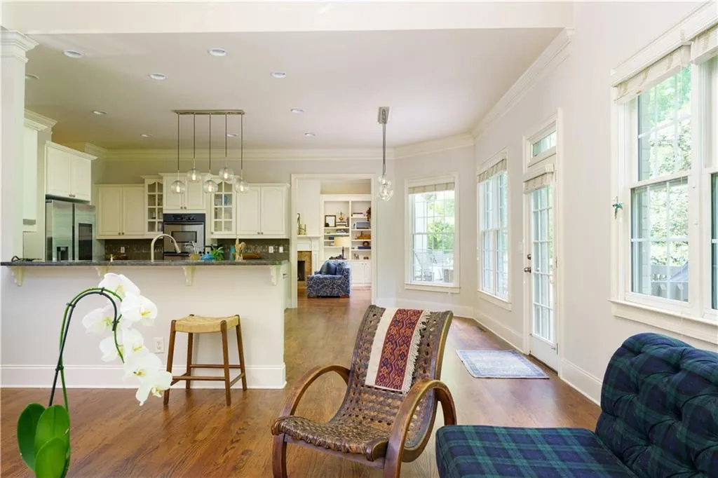 115 Franklin Place Ne, Atlanta, Georgia 30342, 6 Bedrooms Bedrooms, ,5 BathroomsBathrooms,Residential,Sold,115 Franklin Place Ne,7054829