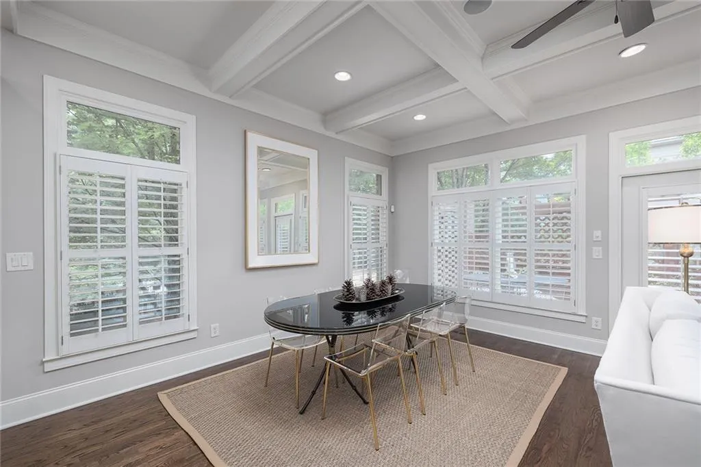 694 Lockton Place, Sandy Springs, Georgia 30342, 4 Bedrooms Bedrooms, ,4 BathroomsBathrooms,Residential,Sold,694 Lockton Place,7064855