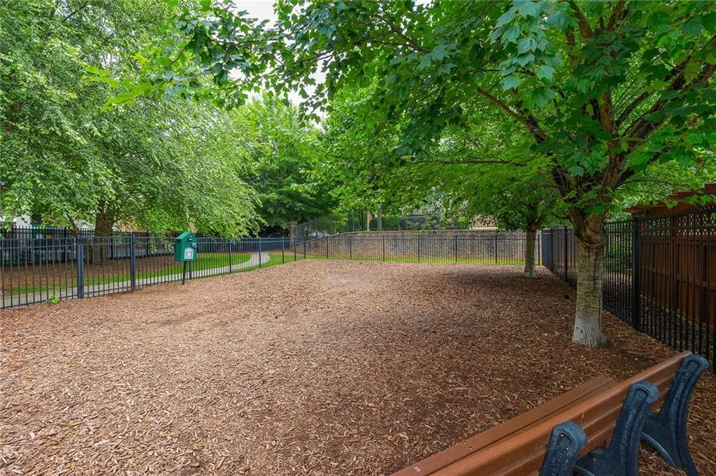 694 Lockton Place, Sandy Springs, Georgia 30342, 4 Bedrooms Bedrooms, ,4 BathroomsBathrooms,Residential,Sold,694 Lockton Place,7064855