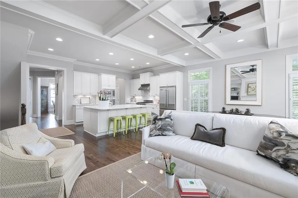 694 Lockton Place, Sandy Springs, Georgia 30342, 4 Bedrooms Bedrooms, ,4 BathroomsBathrooms,Residential,Sold,694 Lockton Place,7064855