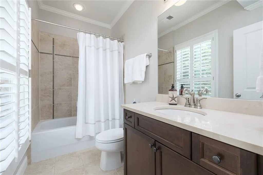 694 Lockton Place, Sandy Springs, Georgia 30342, 4 Bedrooms Bedrooms, ,4 BathroomsBathrooms,Residential,Sold,694 Lockton Place,7064855