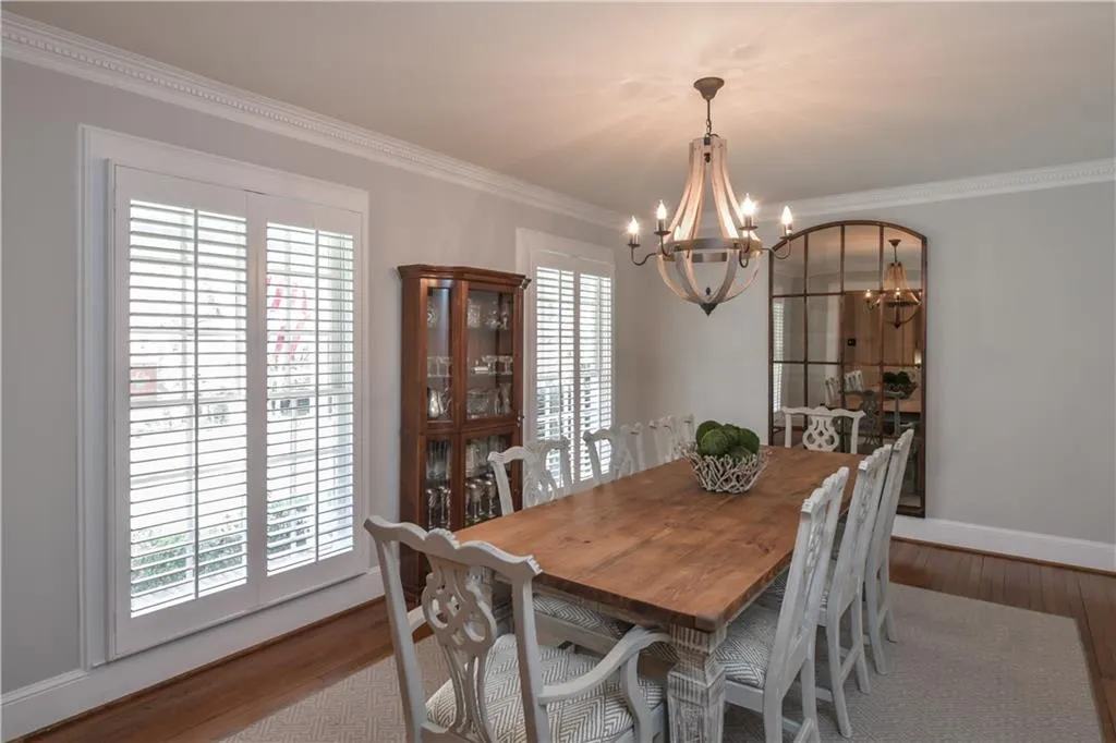 410 Amberidge Trail, Atlanta, Georgia 30328, 3 Bedrooms Bedrooms, ,2 BathroomsBathrooms,Residential,Sold,410 Amberidge Trail,5940472