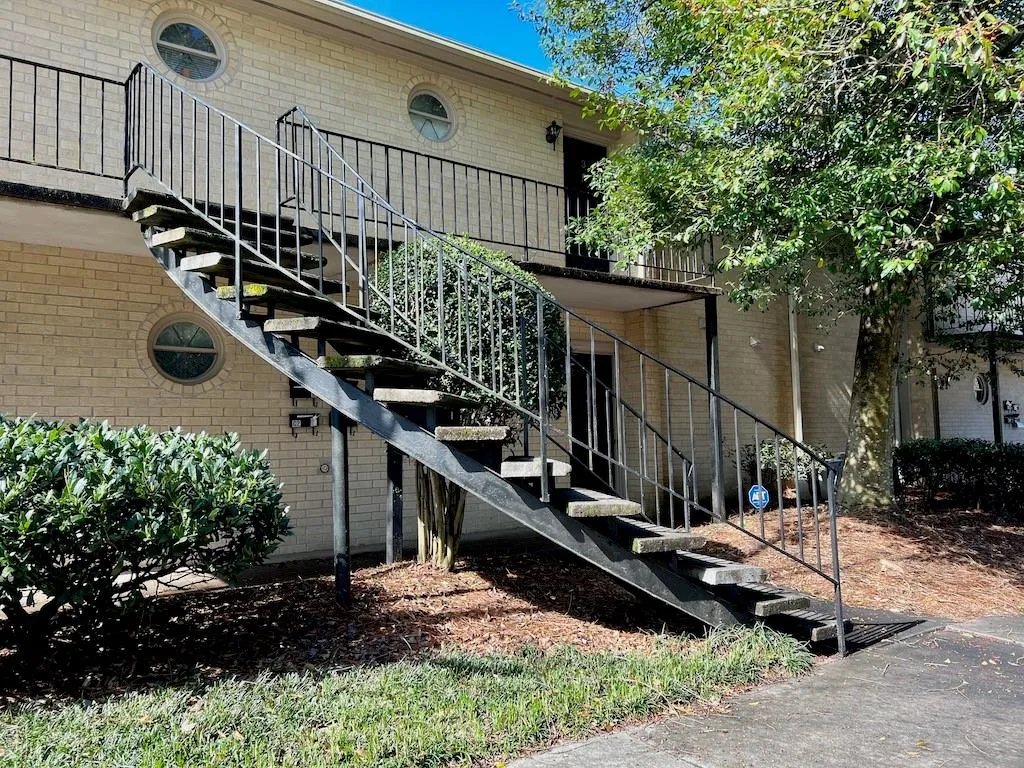 5400 Roswell Road Unit C3, Sandy Springs, Georgia 30342, 1 Bedroom Bedrooms, ,1 BathroomBathrooms,Residential,Sold,5400 Roswell Road Unit C3,7018291 5400 Roswell Road Unit C3, Sandy Springs, Georgia 30342, 1 Bedroom Bedrooms, ,1 BathroomBathrooms,Residential,Sold,5400 Roswell Road Unit C3,7018291