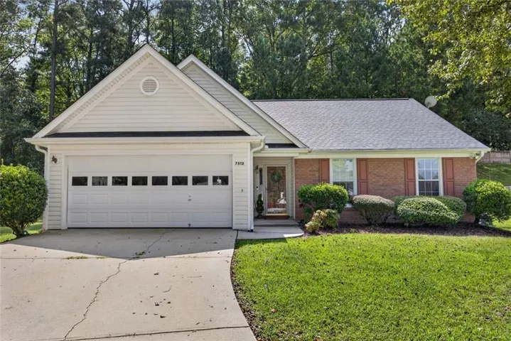 7512 Deer Creek Drive, Union City, Georgia 30291
