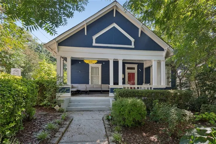 Exceptionally Renovated Craftsman in the heart of Grant Park!