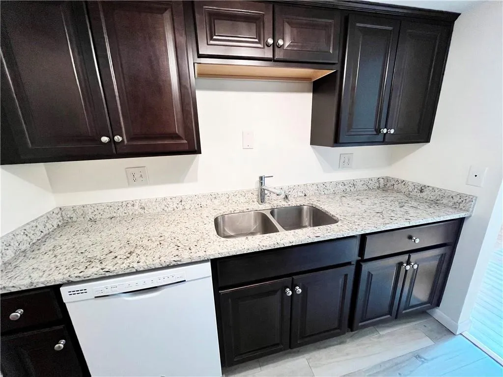 8853 Applegate Lane, Sandy Springs, Georgia 30350, 3 Bedrooms Bedrooms, ,2 BathroomsBathrooms,Residential,Sold,8853 Applegate Lane,7137123 8853 Applegate Lane, Sandy Springs, Georgia 30350, 3 Bedrooms Bedrooms, ,2 BathroomsBathrooms,Residential,Sold,8853 Applegate Lane,7137123