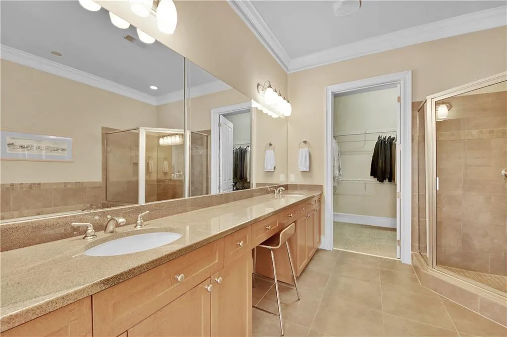 1207 Glenridge Place, Atlanta, Georgia 30342, 4 Bedrooms Bedrooms, ,4 BathroomsBathrooms,Residential,Sold,1207 Glenridge Place,6853187