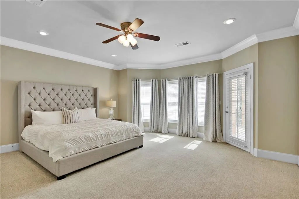 1207 Glenridge Place, Atlanta, Georgia 30342, 4 Bedrooms Bedrooms, ,4 BathroomsBathrooms,Residential,Sold,1207 Glenridge Place,6853187