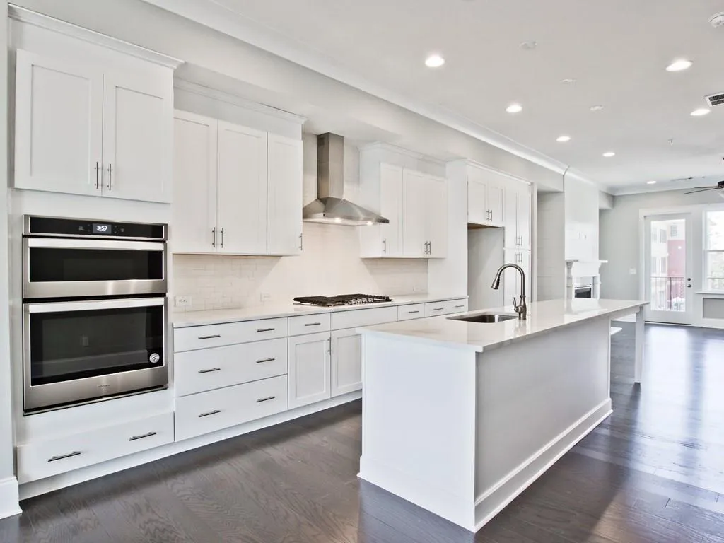 6655 Sterling Drive Unit 658, Sandy Springs, Georgia 30328, 3 Bedrooms Bedrooms, ,3 BathroomsBathrooms,Residential,Sold,6655 Sterling Drive Unit 658,6828456