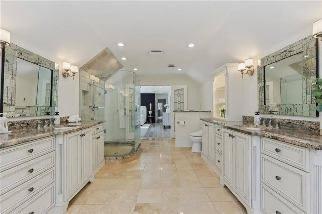 Huge his & Hers vanity