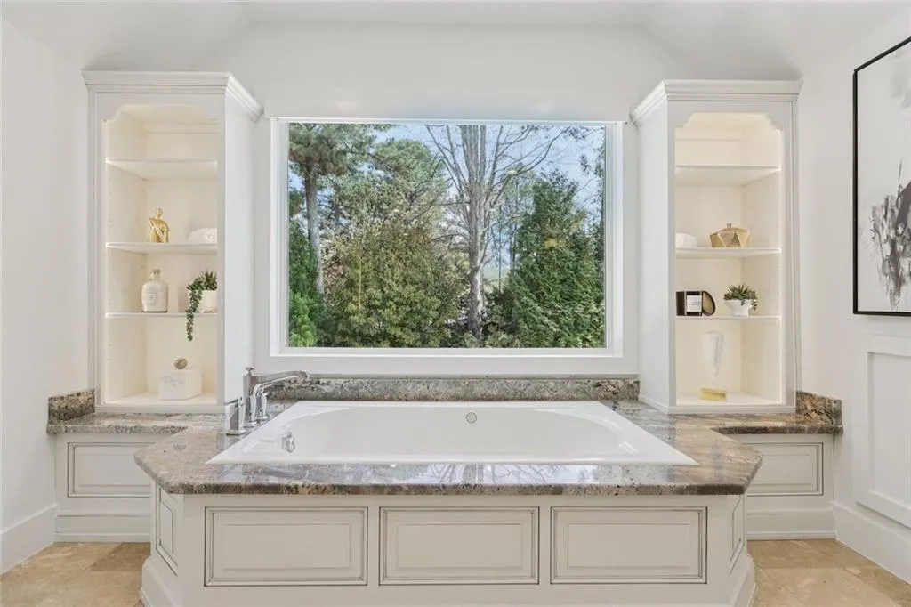 Jacuzzi