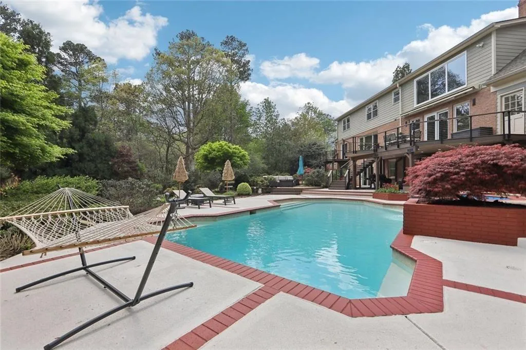 1005 16th Fairway, Sandy Springs, Georgia 30350, 5 Bedrooms Bedrooms, ,5 BathroomsBathrooms,Residential,Sold,1005 16th Fairway,7749652