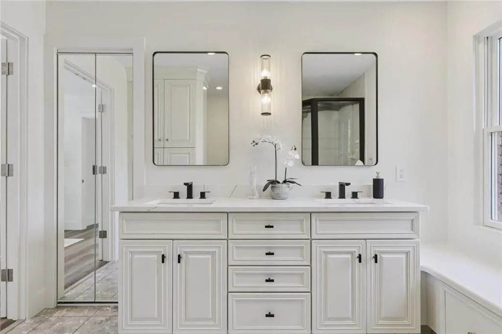 Bathroom #4 with Double vanity main floor
