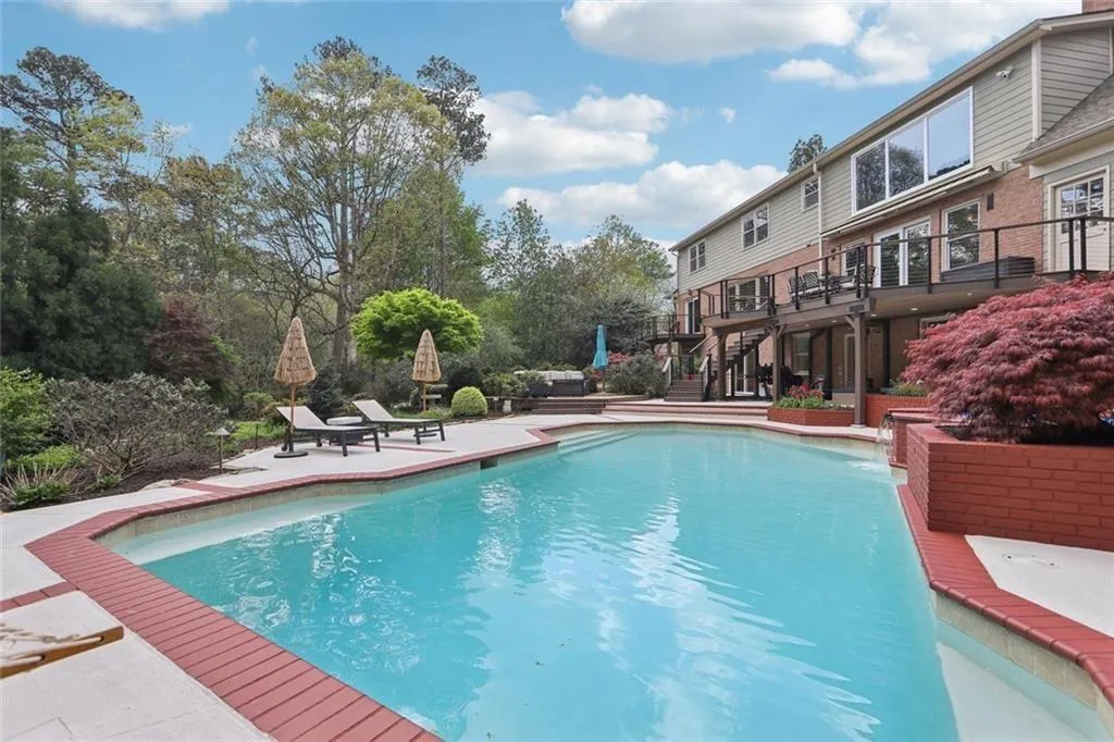 1005 16th Fairway, Sandy Springs, Georgia 30350, 5 Bedrooms Bedrooms, ,5 BathroomsBathrooms,Residential,Sold,1005 16th Fairway,7749652