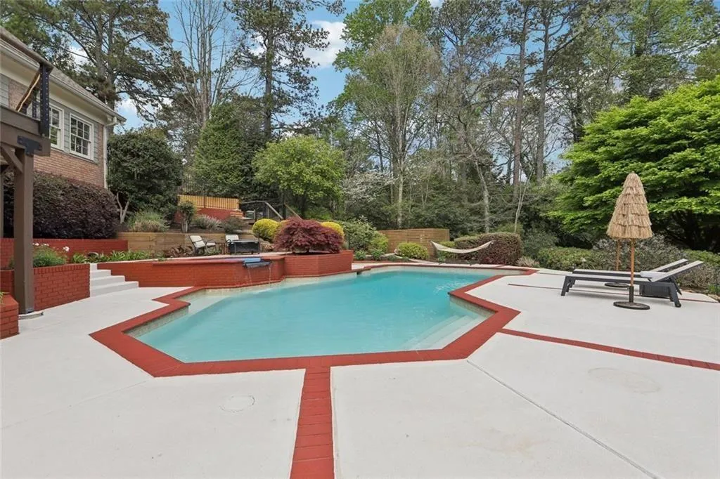 1005 16th Fairway, Sandy Springs, Georgia 30350, 5 Bedrooms Bedrooms, ,5 BathroomsBathrooms,Residential,Sold,1005 16th Fairway,7749652