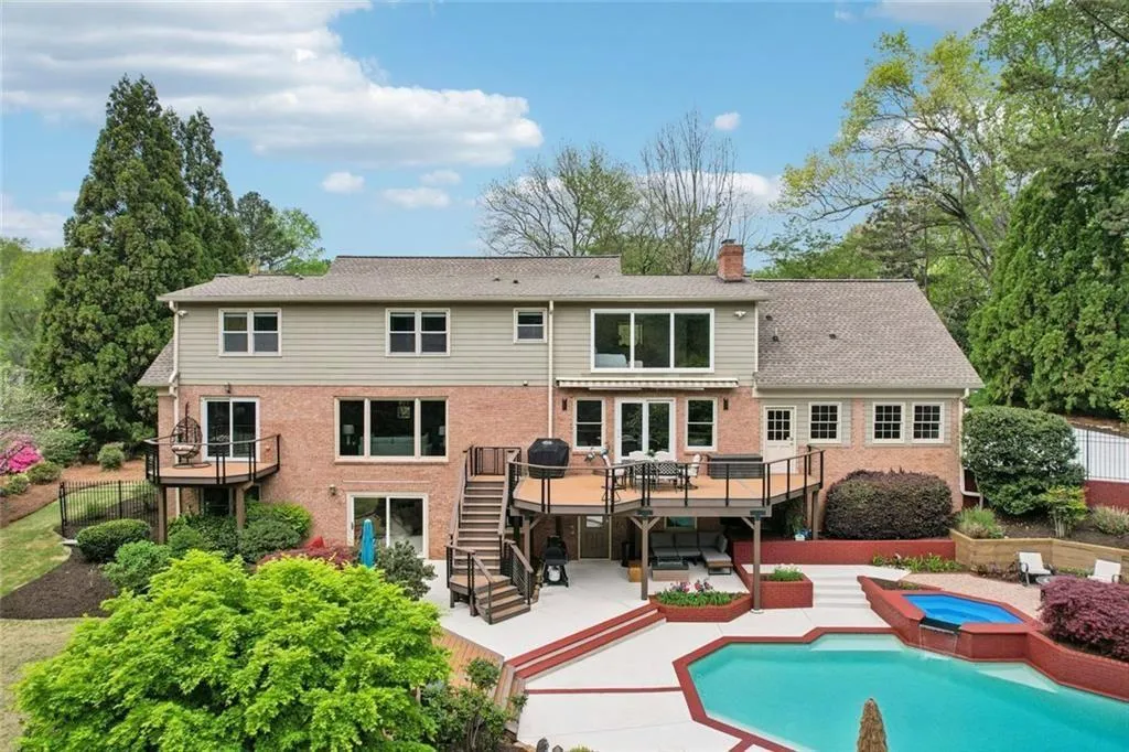 1005 16th Fairway, Sandy Springs, Georgia 30350, 5 Bedrooms Bedrooms, ,5 BathroomsBathrooms,Residential,Sold,1005 16th Fairway,7749652