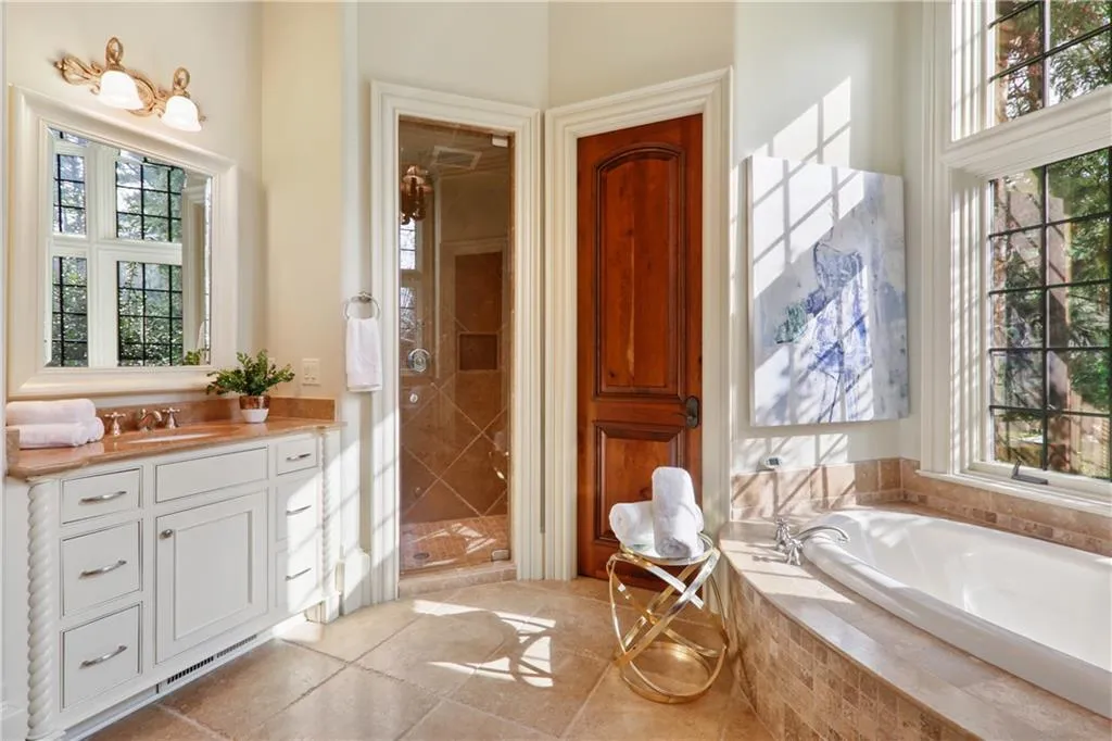 6184 Riverside Drive, Atlanta, Georgia 30328, 6 Bedrooms Bedrooms, ,6 BathroomsBathrooms,Residential,Sold,6184 Riverside Drive,6704567