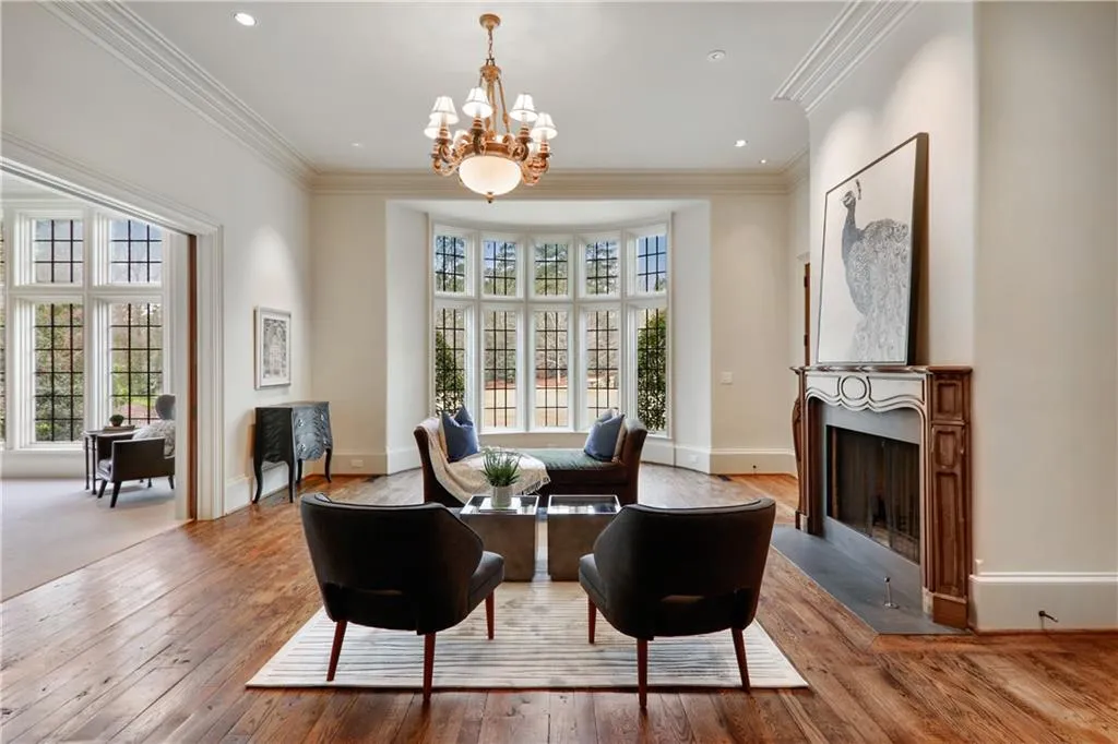 6184 Riverside Drive, Atlanta, Georgia 30328, 6 Bedrooms Bedrooms, ,6 BathroomsBathrooms,Residential,Sold,6184 Riverside Drive,6704567