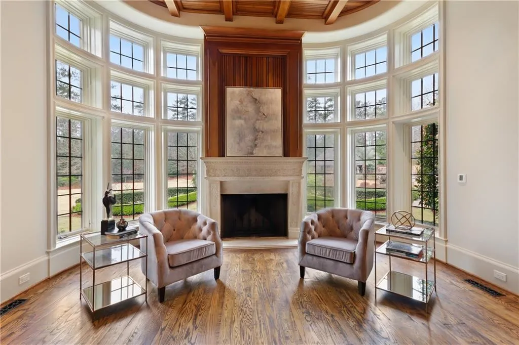 6184 Riverside Drive, Atlanta, Georgia 30328, 6 Bedrooms Bedrooms, ,6 BathroomsBathrooms,Residential,Sold,6184 Riverside Drive,6704567