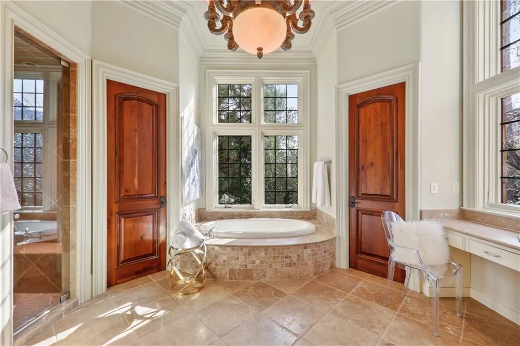 6184 Riverside Drive, Atlanta, Georgia 30328, 6 Bedrooms Bedrooms, ,6 BathroomsBathrooms,Residential,Sold,6184 Riverside Drive,6704567