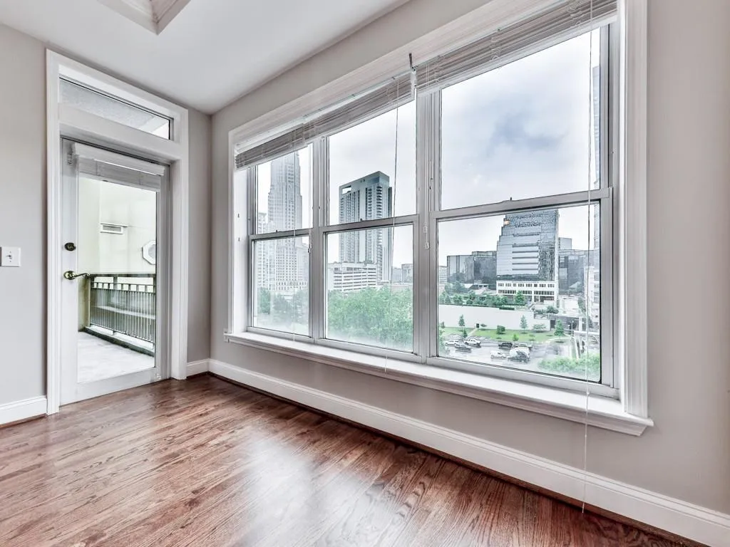 3334 Peachtree Road Ne Unit 614, Atlanta, Georgia 30326, 1 Bedroom Bedrooms, ,1 BathroomBathrooms,Residential,For Sale,3334 Peachtree Road Ne Unit 614,7592448