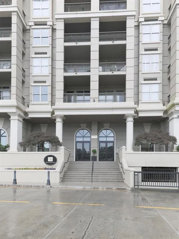 3334 Peachtree Road Ne Unit 614, Atlanta, Georgia 30326, 1 Bedroom Bedrooms, ,1 BathroomBathrooms,Residential,For Sale,3334 Peachtree Road Ne Unit 614,7592448