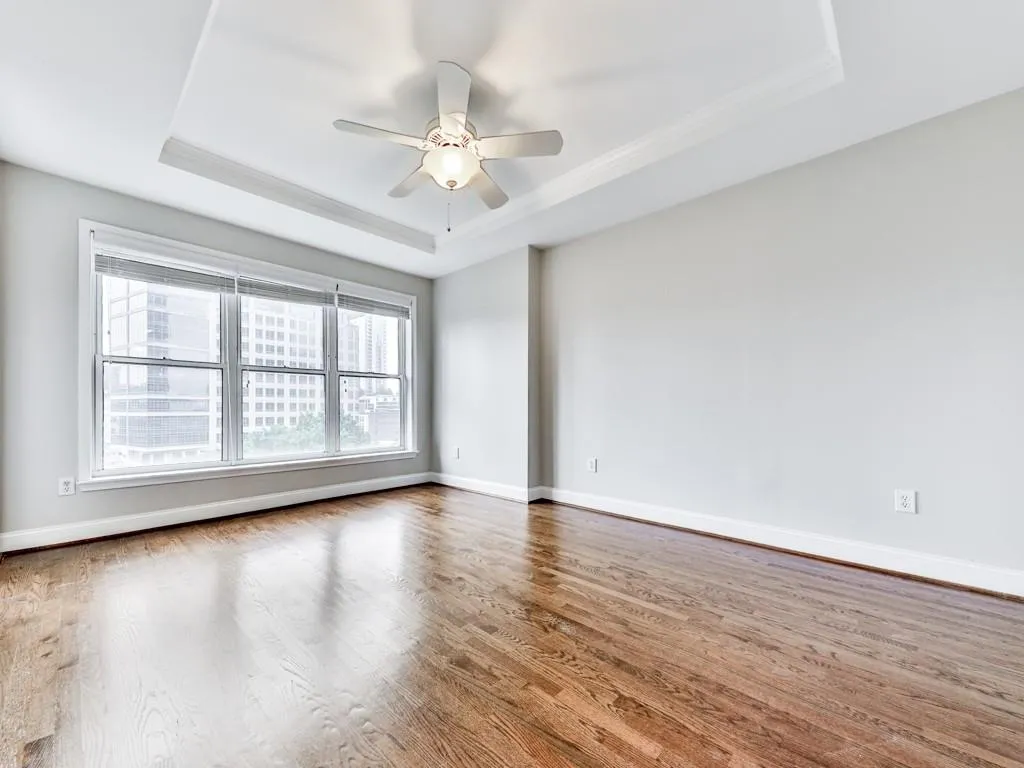 3334 Peachtree Road Ne Unit 614, Atlanta, Georgia 30326, 1 Bedroom Bedrooms, ,1 BathroomBathrooms,Residential,For Sale,3334 Peachtree Road Ne Unit 614,7592448