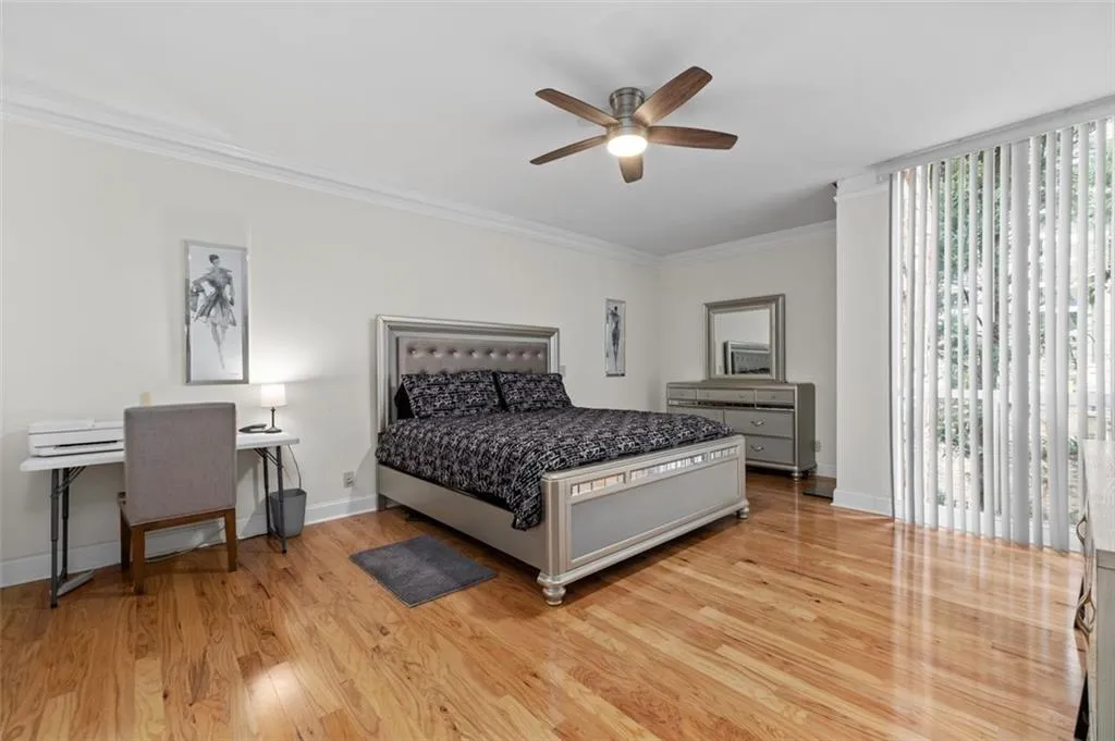 2632 Peachtree Rd. Road Nw Unit A204, Atlanta, Georgia 30305, 2 Bedrooms Bedrooms, ,2 BathroomsBathrooms,Residential,For Sale,2632 Peachtree Rd. Road Nw Unit A204,7549312