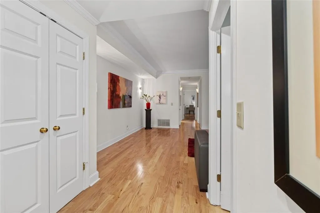 2632 Peachtree Rd. Road Nw Unit A204, Atlanta, Georgia 30305, 2 Bedrooms Bedrooms, ,2 BathroomsBathrooms,Residential,For Sale,2632 Peachtree Rd. Road Nw Unit A204,7549312