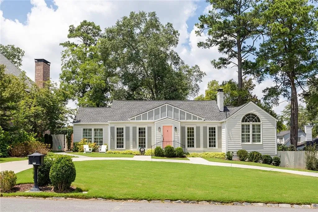 2318 Havenridge Drive Nw, Atlanta, Georgia 30305, 4 Bedrooms Bedrooms, ,4 BathroomsBathrooms,Residential,For Sale,2318 Havenridge Drive Nw,7625520