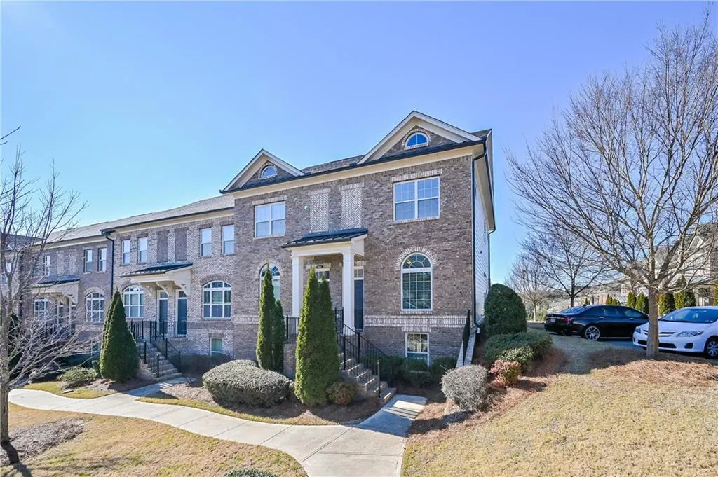 7520 Highlands Point, Sandy Springs, Georgia 30328, 3 Bedrooms Bedrooms, ,3 BathroomsBathrooms,Residential,Sold,7520 Highlands Point,6994055