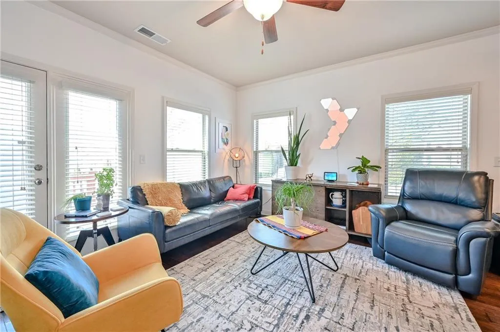 7520 Highlands Point, Sandy Springs, Georgia 30328, 3 Bedrooms Bedrooms, ,3 BathroomsBathrooms,Residential,Sold,7520 Highlands Point,6994055