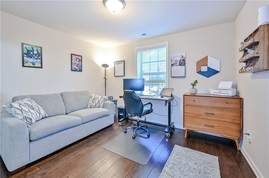 7520 Highlands Point, Sandy Springs, Georgia 30328, 3 Bedrooms Bedrooms, ,3 BathroomsBathrooms,Residential,Sold,7520 Highlands Point,6994055