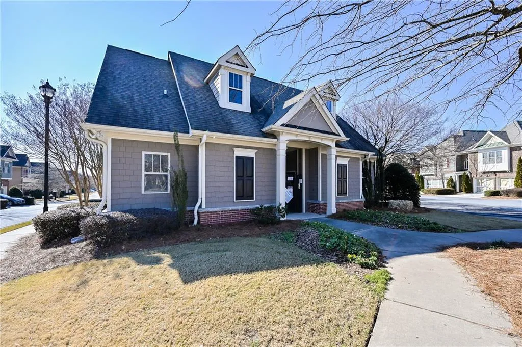 7520 Highlands Point, Sandy Springs, Georgia 30328, 3 Bedrooms Bedrooms, ,3 BathroomsBathrooms,Residential,Sold,7520 Highlands Point,6994055