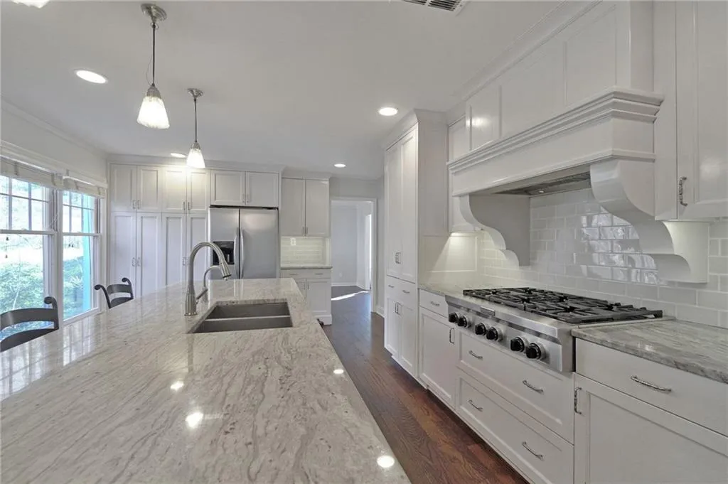 410 Forest Hills Drive, Sandy Springs, Georgia 30342, 5 Bedrooms Bedrooms, ,4 BathroomsBathrooms,Residential,Sold,410 Forest Hills Drive,5958128