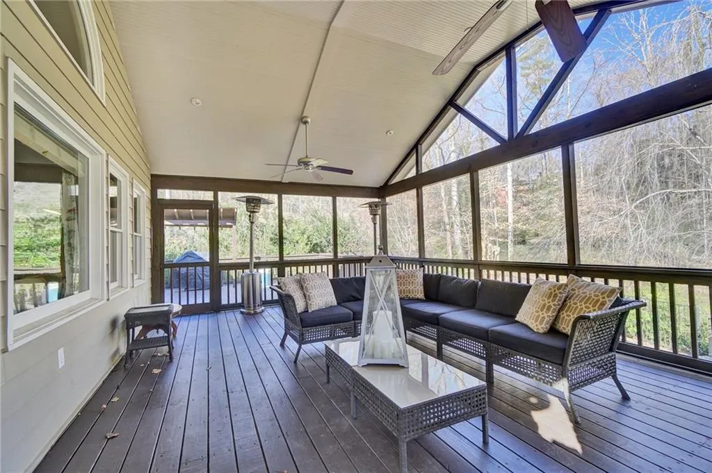 410 Forest Hills Drive, Sandy Springs, Georgia 30342, 5 Bedrooms Bedrooms, ,4 BathroomsBathrooms,Residential,Sold,410 Forest Hills Drive,5958128