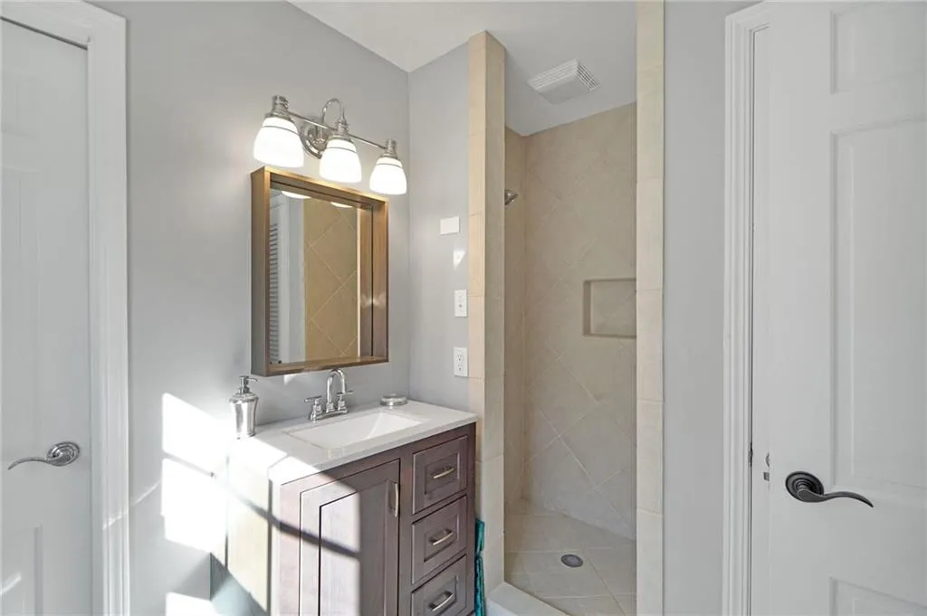 410 Forest Hills Drive, Sandy Springs, Georgia 30342, 5 Bedrooms Bedrooms, ,4 BathroomsBathrooms,Residential,Sold,410 Forest Hills Drive,5958128