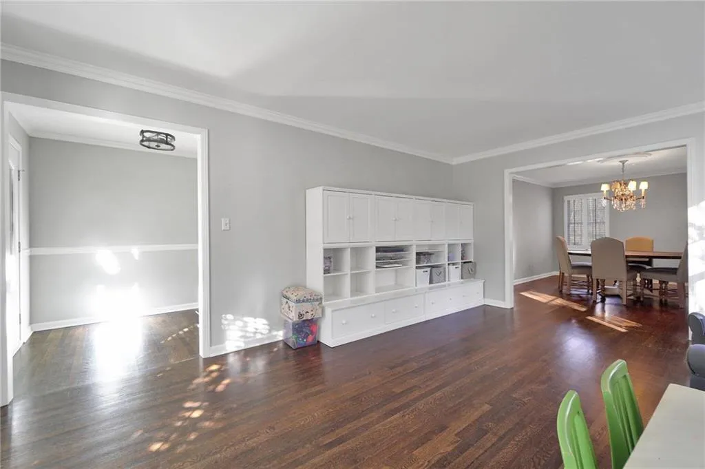 410 Forest Hills Drive, Sandy Springs, Georgia 30342, 5 Bedrooms Bedrooms, ,4 BathroomsBathrooms,Residential,Sold,410 Forest Hills Drive,5958128